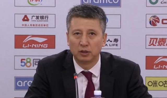 完全兴奋的红小姐